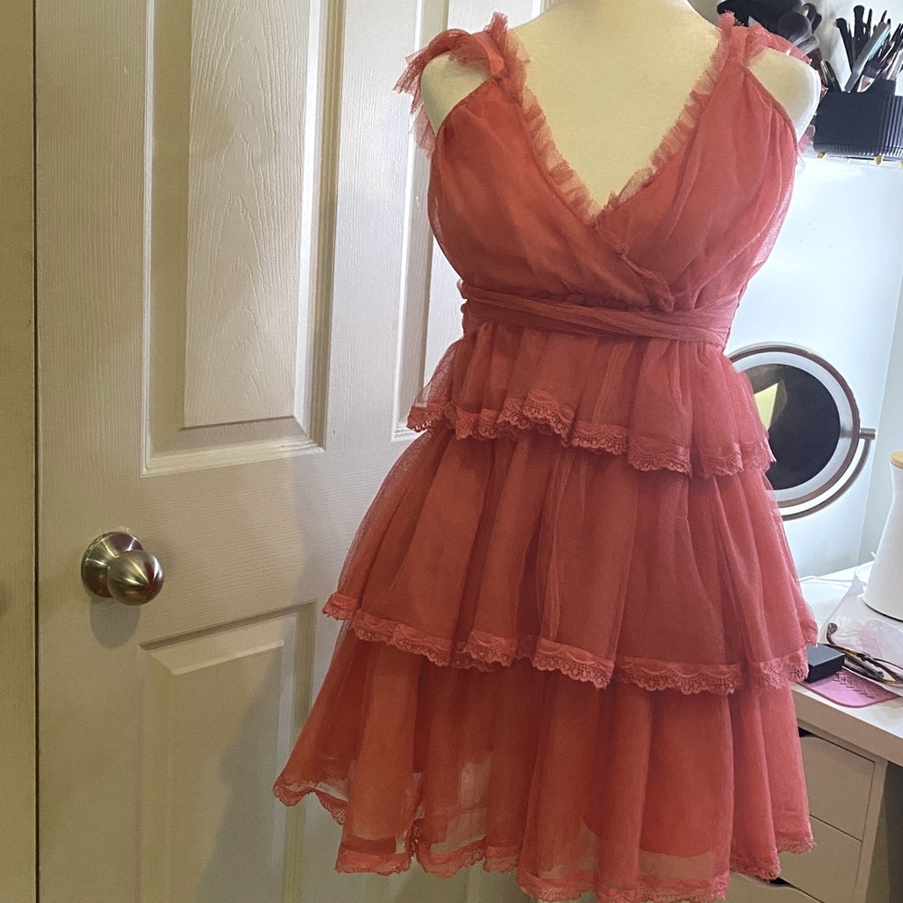Chic Coral Ruffled Dress - Picture 4 of 6